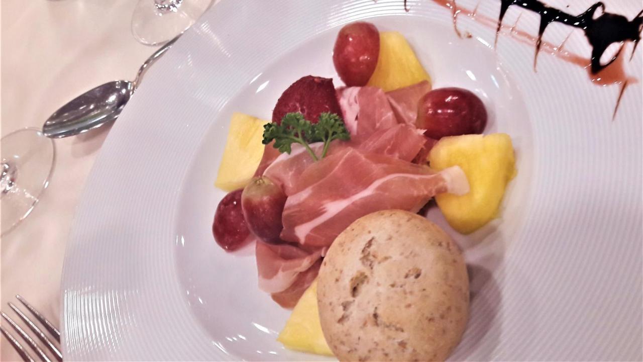 Penzion Pod Orechom Turčianske Teplice 外观 照片